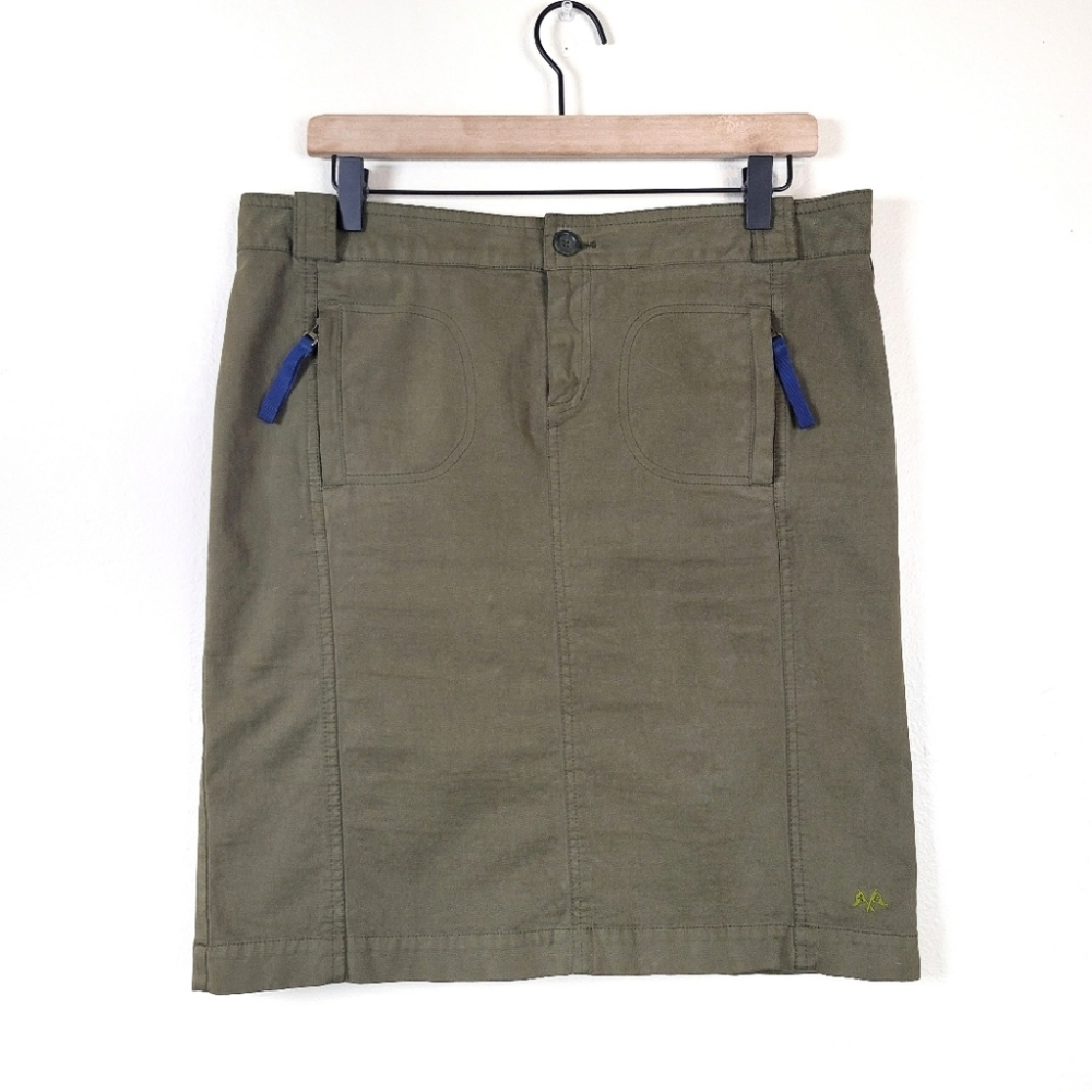 Thomas Burberry By Burberry Vintage y2k Army Green Pencil Skirt